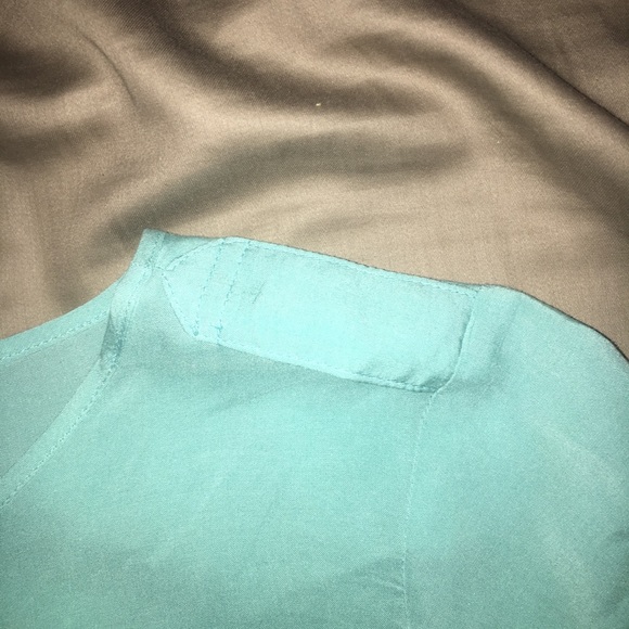 T shirt - Picture 3 of 4